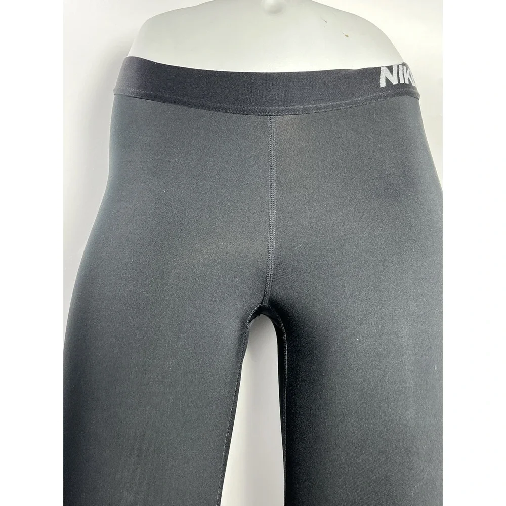 NIKE Women's PRO Training Capri/Tights-Black - 725468-010 Women's Size S Fitness